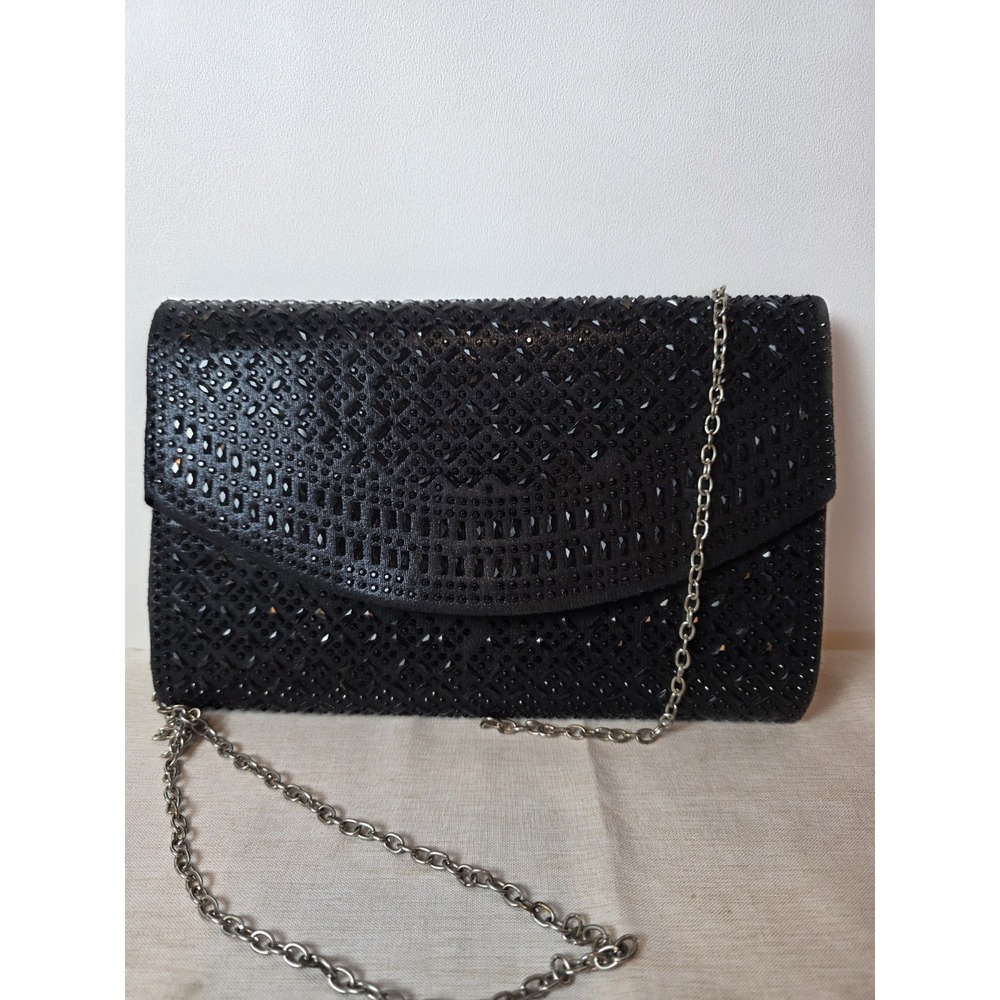 La Regale Lattice Crystal Pattern Beaded Clutch With Strap Black